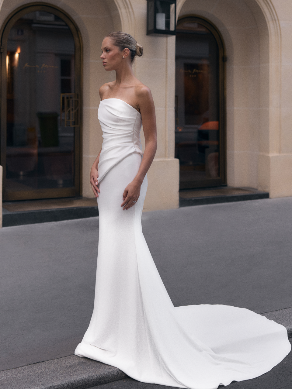 suknia ślubna Reve, gładka z nakładanym gorsetem, dwuczęściowa, przód